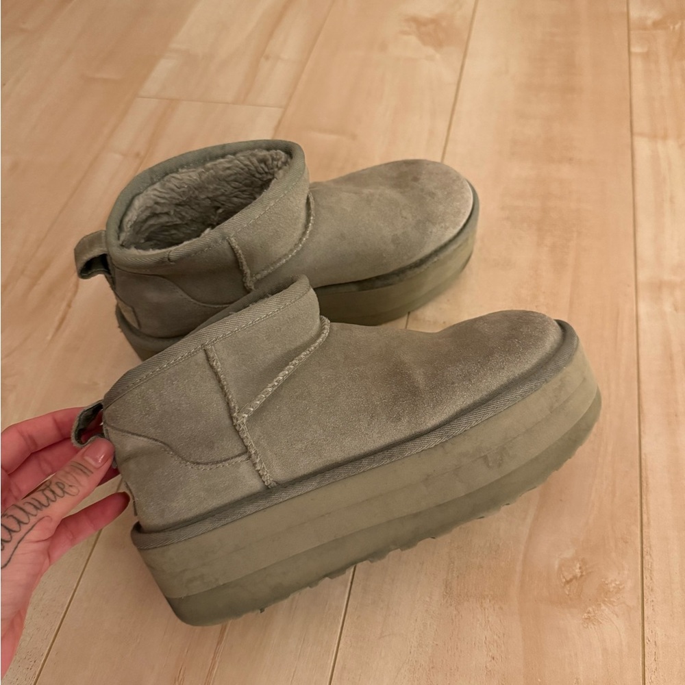 Women's Suede Platform Ankle Boots